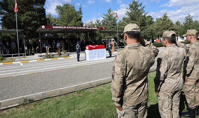 Uzman Çavuş Karakaya son yolculuğuna uğurlandı