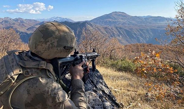 Yasadışı geçişte 16 kişi yakalandı