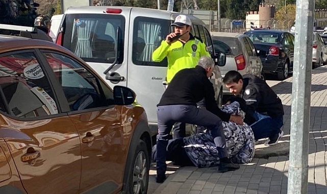 Yolun karşısına geçmek isteyen yayaya motosiklet çarptı