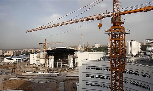 Yurt dışı müteahhitlik sektörü 11 bin 365 projeye imza attı
