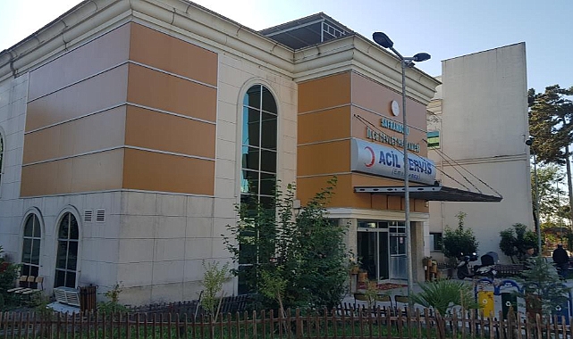 Yurtta kalan 35 öğrenci hastanelik oldu