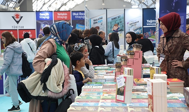 1 milyon kitap okuyucuyla buluşuyor