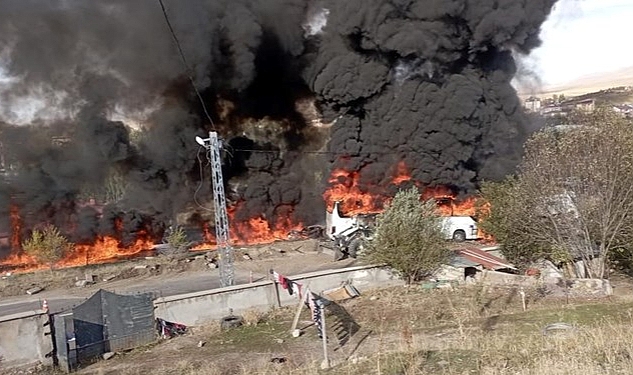 Ağrı'da yolcu otobüsü ile tanker çarpıştı: Ölü ve yaralılar var