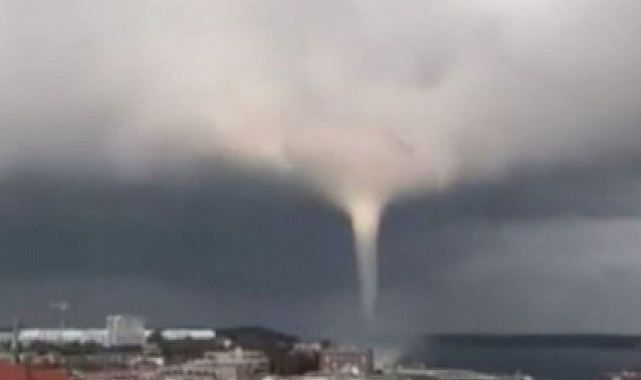 Almanya'da hortum: 50 evde hasar