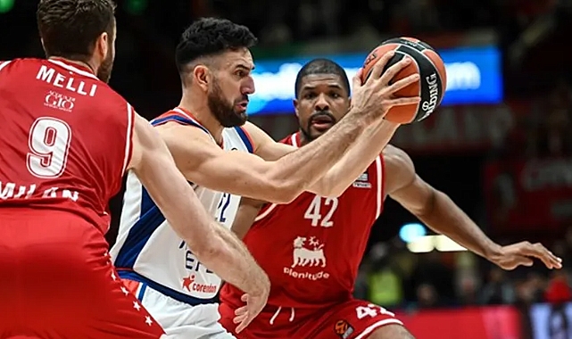 Anadolu Efes İtalya'da farklı kazandı