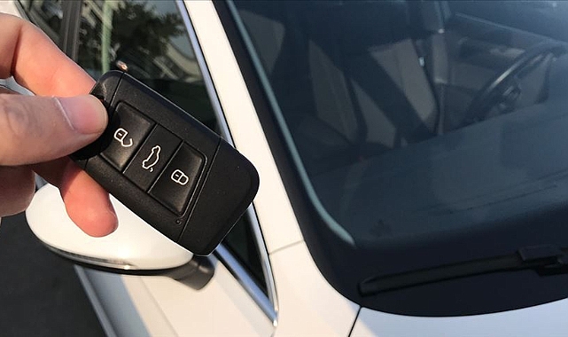 Araba alacaklar dikkat! 3 bin liraya çıktı