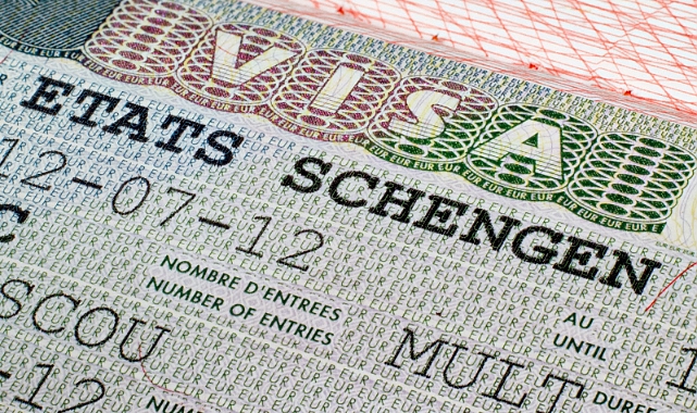 Avrupa Parlamentosu'ndan bir ülkeye daha Schengen onayı