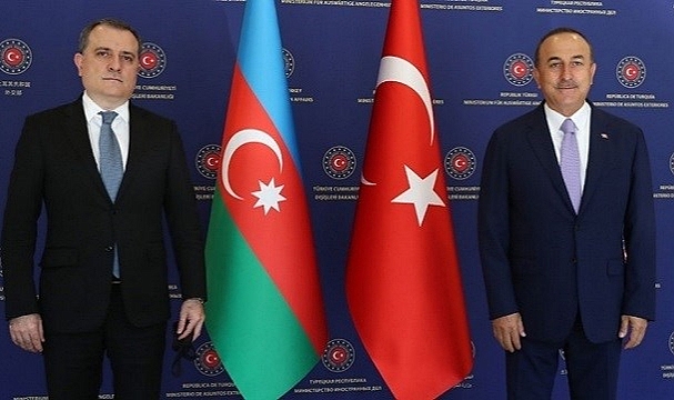 Bakan Çavuşoğlu, Azerbaycanlı mevkidaşıyla görüştü