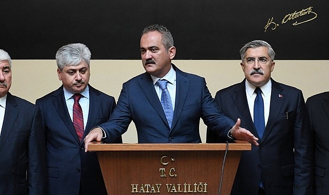 Bakan Özer: “Bizleri bu terör saldırıları yıldırmayacak”