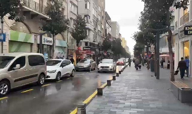Balıkesir'de sağanak yağış etkili oldu