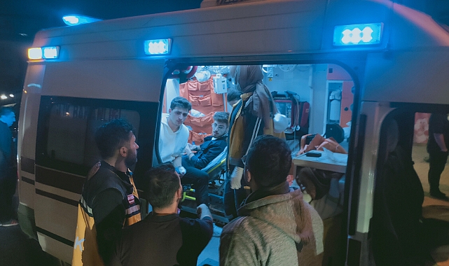 Bıçaklı kavgada iki kardeş yaralandı
