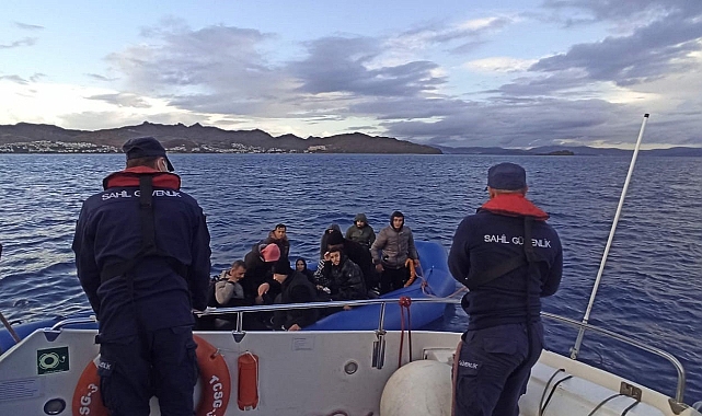 Bodrum’da 19 düzensiz göçmen kurtarıldı