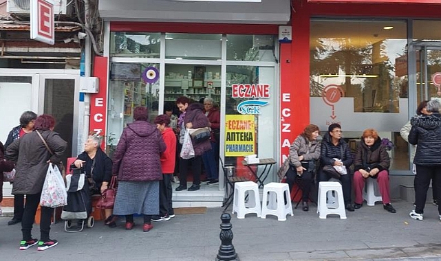 Bulgar turistler eczanelerde yoğunluk oluşturdu