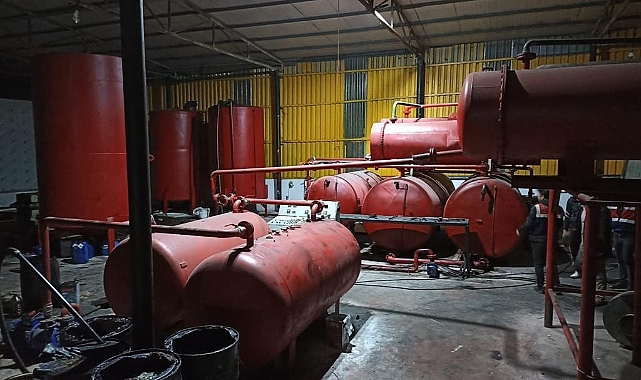 Bursa'da kaçak mazot üreten tesise baskın