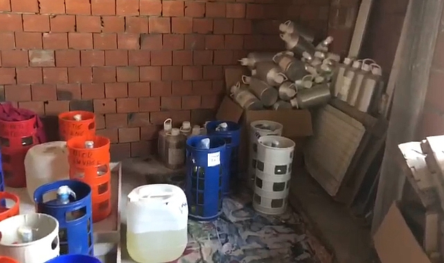 Bursa'da sahte kozmetik malzemesi operasyonu