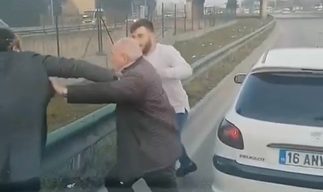 Bursa'da trafiği kilitleyen kavga