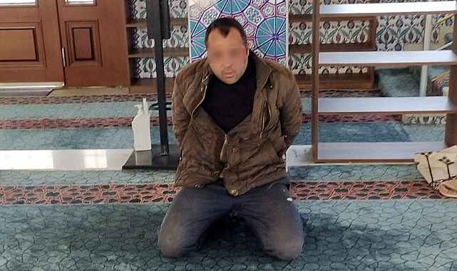 Camide 'pes' dedirten hareket