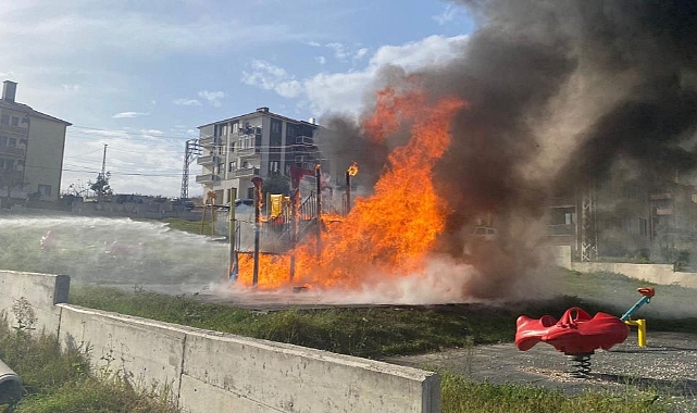 Çocuk parkında korkutan patlama!