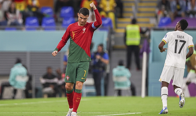 Cristiano Ronaldo tarihe geçti