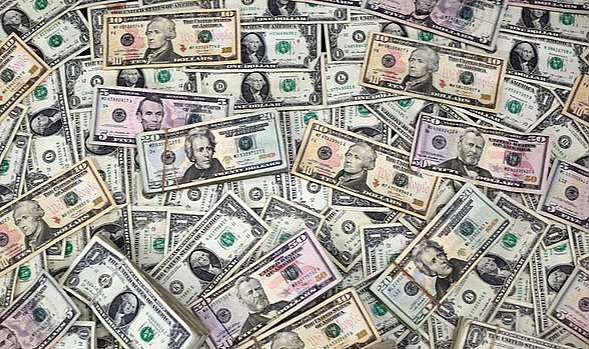 Dolar/TL'de 21 yılın en uzun aylık yükseliş serisi