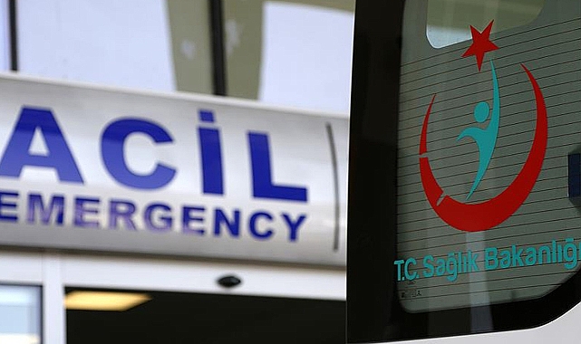 Feci son! Motorlu testerenin üstüne düştü...