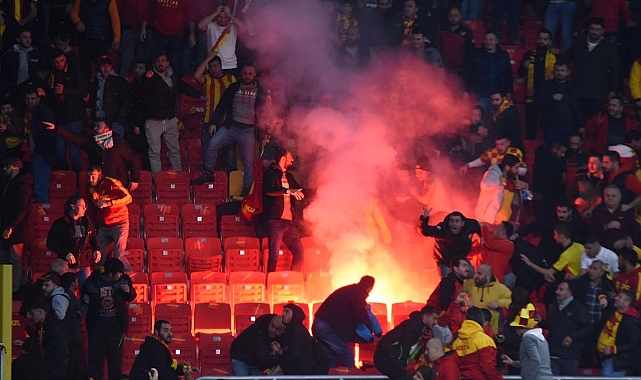 Göztepe-Altay derbisi yarıda kaldı
