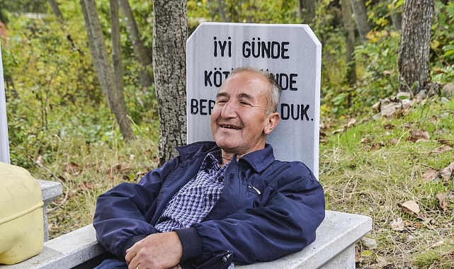 İlginç olay: Her gün içinde yatıyor