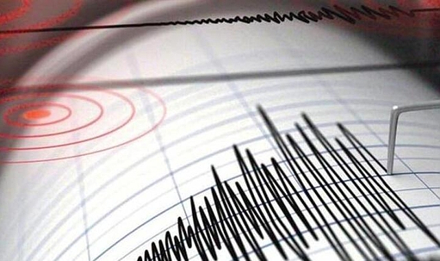 İzmir'de 3.7 büyüklüğünde deprem