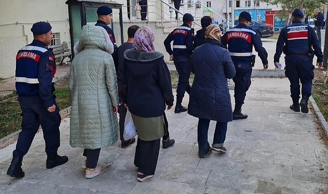 Kaçmaya çalışan 77 terör örgütü üyesi tutuklandı