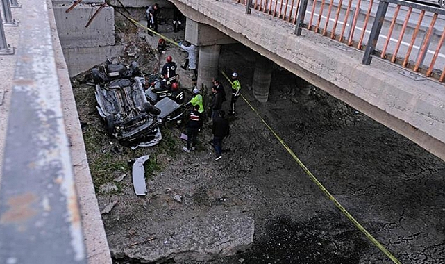 Kanala düşen otomobilde 3 kişi öldü