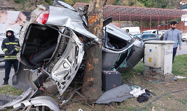Kullanılamaz hale gelen araçtan sağ çıktı