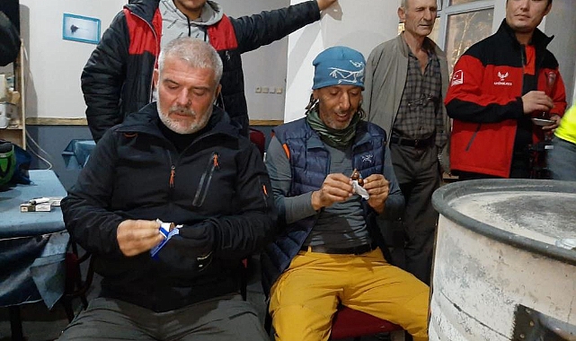 Mahsur kalan milli sporcu ve arkadaşından sevindiren haber