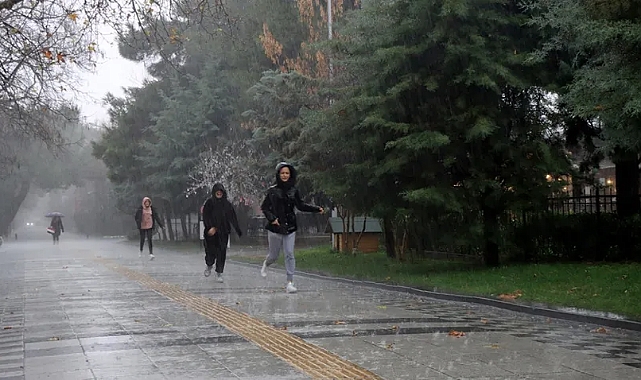 Meteoroloji'den 33 il için kuvvetli yağış uyarısı