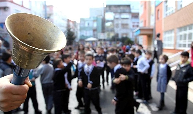 Okullarda ara tatil sonrası ders zili çaldı