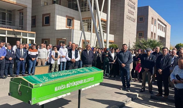 Son yolculuğuna çalıştığı hastaneden uğurlandı