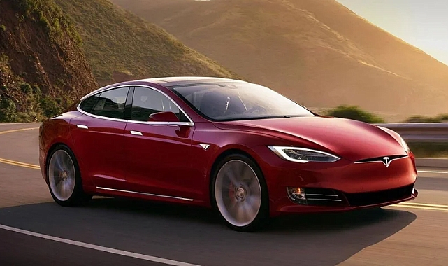 Tesla, 67 bin otomobili geri çağırdı