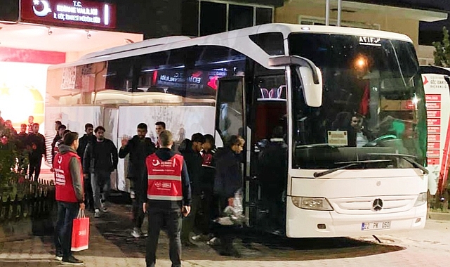 Yakalanan 413 göçmen sınır dışı edildi