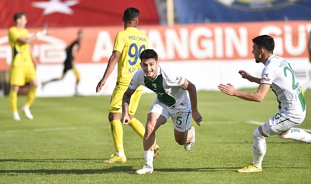 Yeşil beyazlı oyuncuların büyük mutluluğu