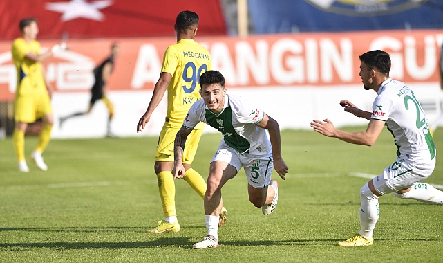 Yeşil beyazlılar ilk deplasman galibiyetinin mutluluğu yaşanıyor