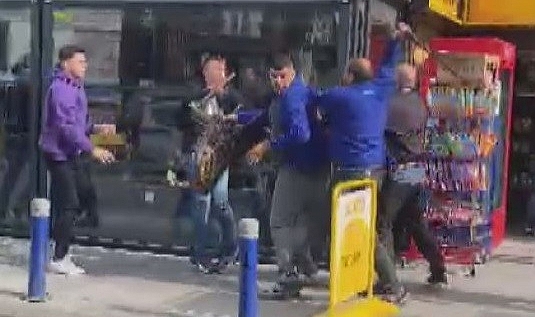 Yol verme kavgasında silahlar konuştu