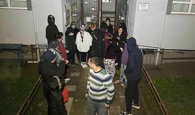 17 yaşındaki genç 3. kattan düştü