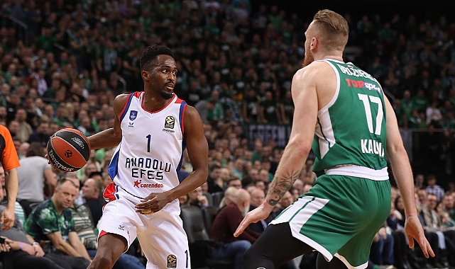 Anadolu Efes'ten 26 sayılık fark