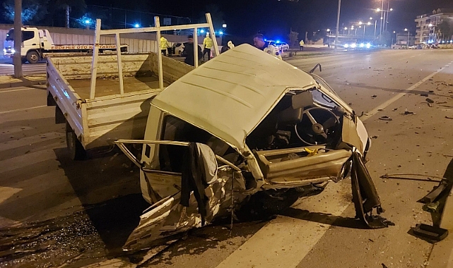 Antalya'da feci kaza: 1 ölü, 1 yaralı
