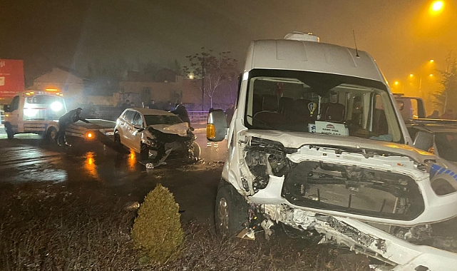Aşırı sis kazaya neden oldu
