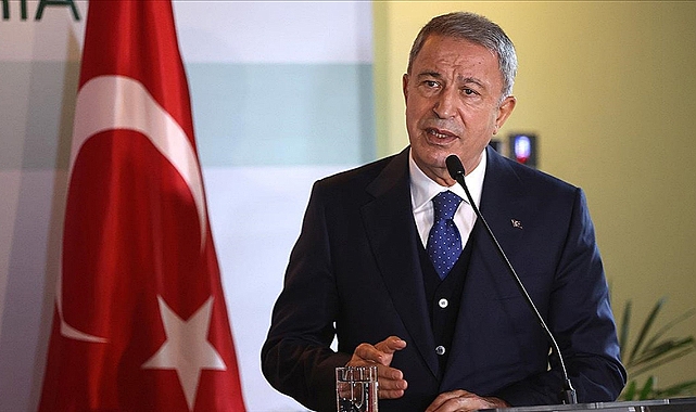 Bakan Akar: 250 binden fazla kaçak geçiş engellendi
