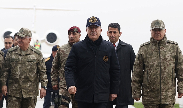Bakan Akar: "Besledikleri yılan kendilerini sokmaya başladı"