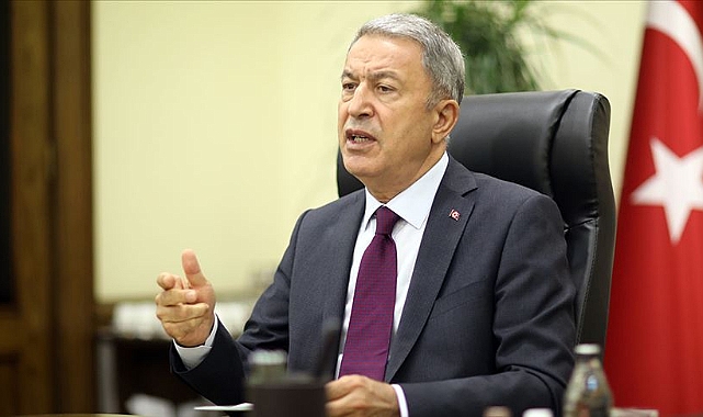 Bakan Akar'dan Yunanistan'a sert tepki