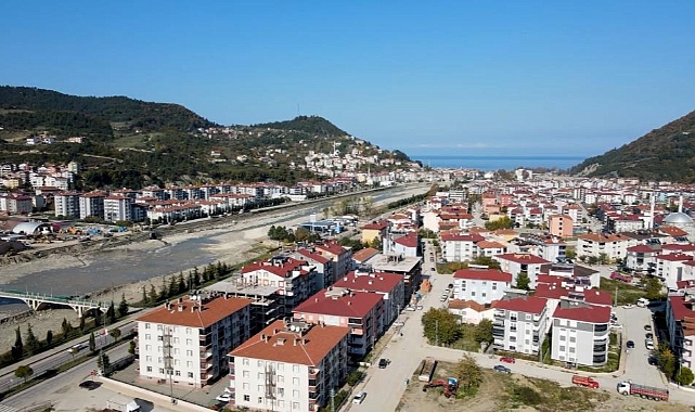 Bakan Kurum: “Ayancık'a sağlam ve 2 sanayi sitesi kazandırıyoruz”