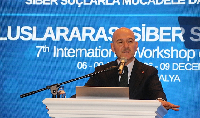 Bakan Soylu: İstiklal Caddesi'ndeki patlama sosyal medya üzerinden yaptırıldı