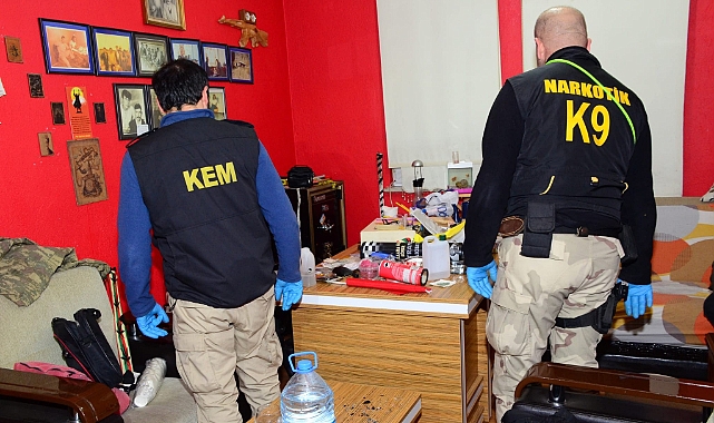 Bebek pusetinin içinden uyuşturucu çıktı